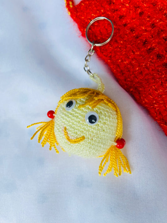 Handmade Crochet Smiley Face Keychain – Cute Yellow Yarn Doll Charm